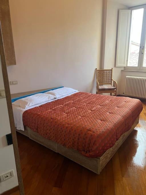 Appartamento A Due Passi Dal Duomo Сиена Екстериор снимка